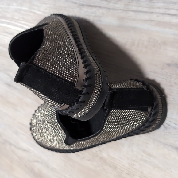 Metallic crystal gemstone slip-on sneakers loafers black silver sz 6 - 6.5 - Picture 4 of 6